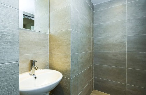 Miri Hotel | Hotel O La Mirina Boutique Inn