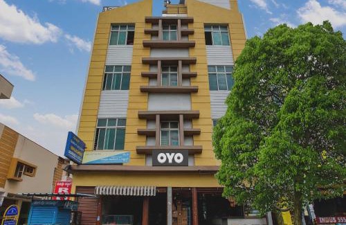 Rajajinagar Hotel | Hotel O Manjushree Boarding & Lodging nearby Dr.BR Ambedkar Stadium Basveshwar nagar