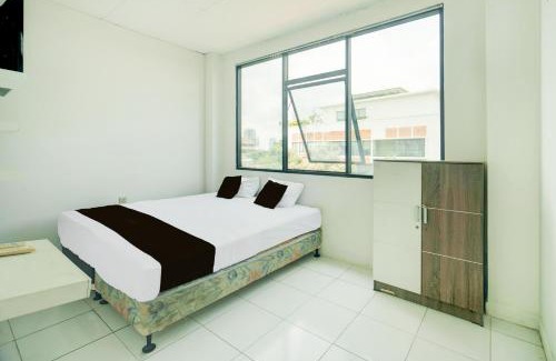 Jakarta Hotel | Hotel O Palmerah Near Binus University Formerly Wisma Bango