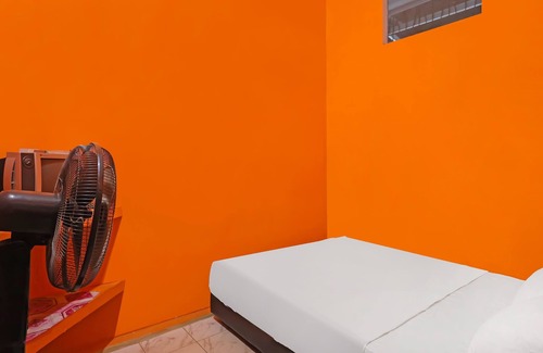 Lubuk Baja Hotel | Hotel O Penginapan ReniNearMall Nagoya Hill