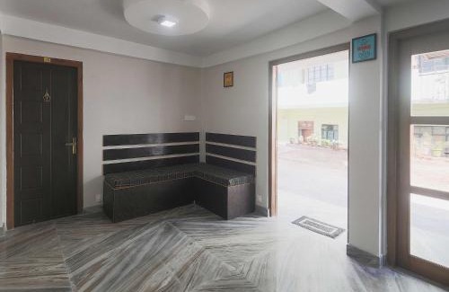Shillong Hotel | Hotel O Pillars House