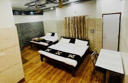 Nagina Hotel | Hotel O Sun Rahi