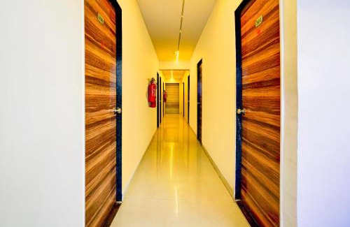 Surat Hotel | Hotel O The Park View Rooms