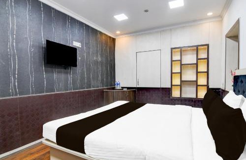 Kalighat Hotel | Hotel O The Starlight