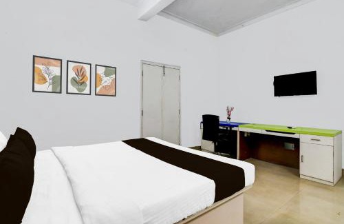 Kalighat Hotel | Hotel O The Starlight