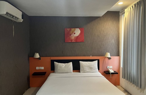 Palangkaraya Hotel | Hotel O Tri Homestay