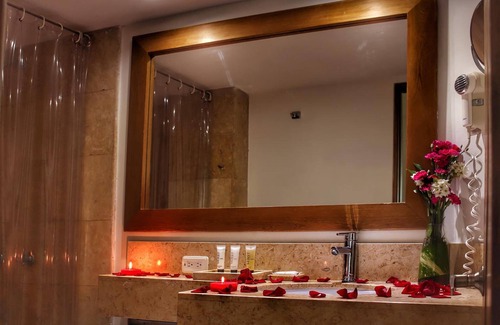 El Laguito Hotel | Hotel Oceania Cartagena