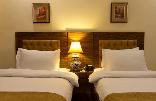 Multan Hotel | Hotel One Lalazar Multan