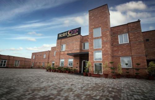Sahiwal Hotel | Hotel One Sahiwal
