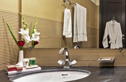 Sahiwal Hotel | Hotel One Sahiwal