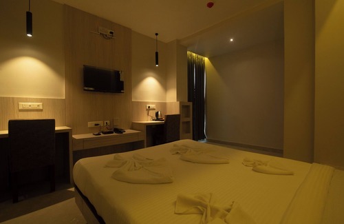 Hazarduari Hotel | Hotel Palace View