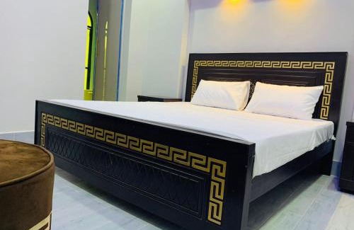 Lahore Hotel | Hotel Palm INN