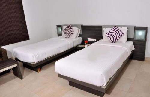 Chittur Hotel | Hotel Palm shore