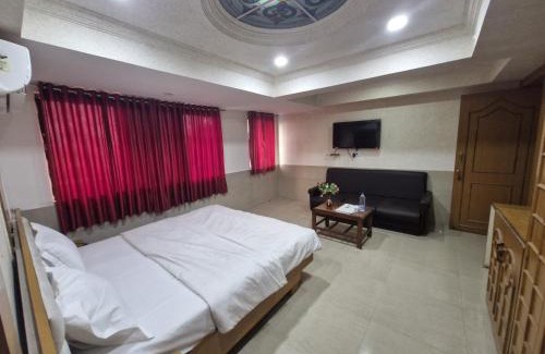 Jamnagar Hotel | Hotel Paradise