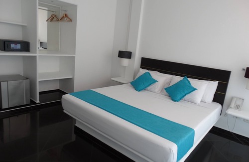 Ricaurte Hotel | Hotel Paraiso Hollywood