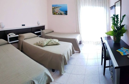 Scalea Hotel | Hotel Parco dei Principi
