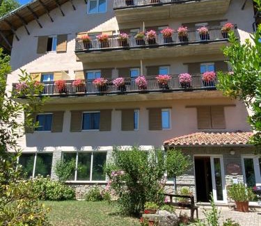 Abbadia San Salvatore Hotel | Hotel Parco Erosa