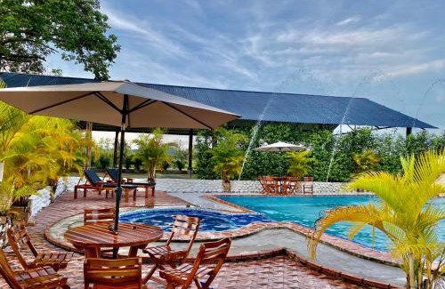 Saravena Hotel | HOTEL PARQUE TEMÁTICO VIDESGk