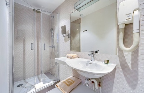 Passy Hotel | Hotel Passy Eiffel