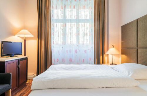 Schoeneberg House | Hotel-Pension Michele