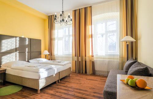 Schoeneberg House | Hotel-Pension Michele