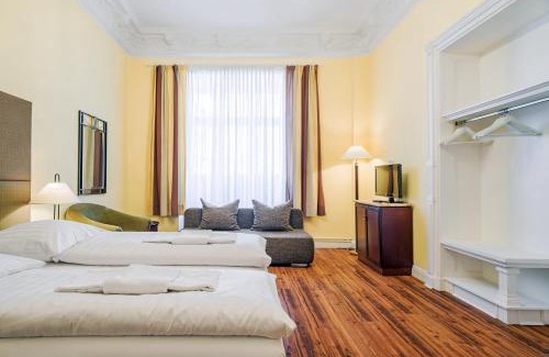 Schoeneberg House | Hotel-Pension Michele