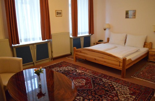 Neubau Bed & Breakfast | Hotel Pension Walzerstadt