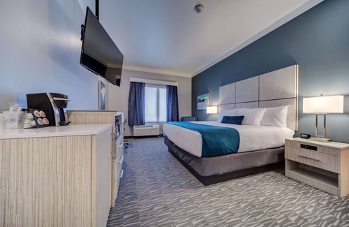 Century West Hotel | Hotel Peppertree Bend, BW Premier Collection