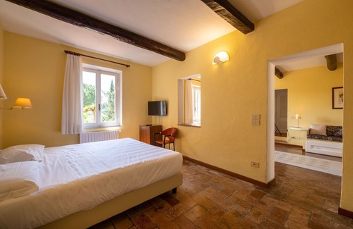 San Gimignano Hotel | Hotel Pescille - Tuscany Charme