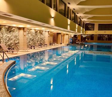 Poiana Brasov Hotel | Hotel Piatra Mare