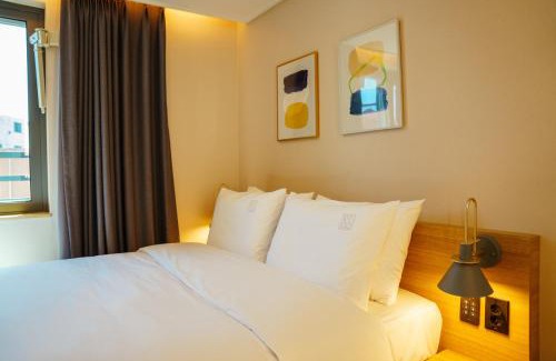 Chungmu Hotel | Hotel Pico