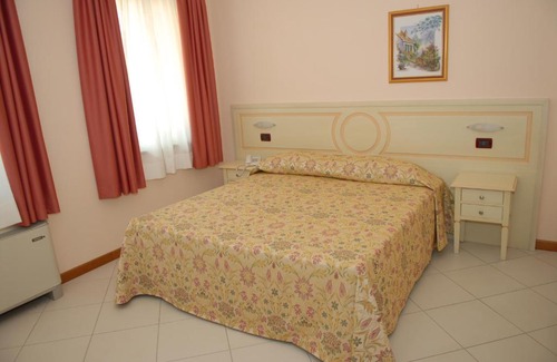 Porcari Hotel | Hotel Plazza