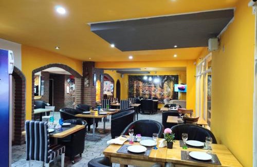 Veintiocho de Noviembre Hotel | Hotel Posada Las Lengas