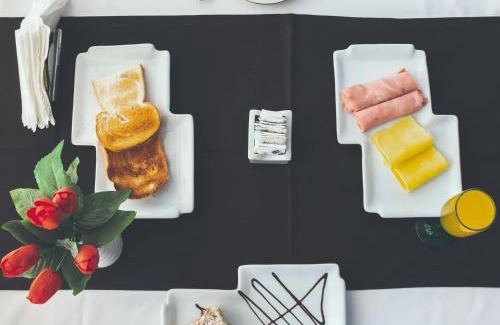 Veintiocho de Noviembre Hotel | Hotel Posada Las Lengas