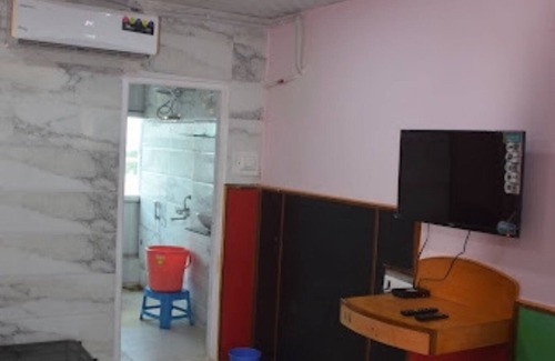 Gandhidham Hotel | Hotel Prashant International