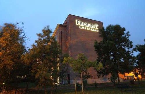 Correggio Hotel | Hotel President