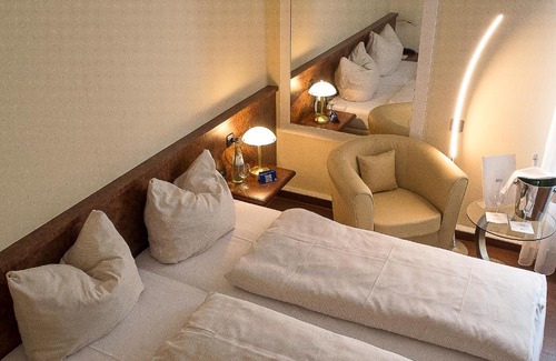 Troisdorf Hotel | Hotel Primula