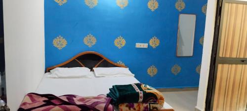 Marhi Hotel | Hotel R K Palace