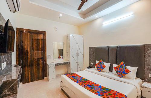 Delhi Hotel | Hotel Red Diamond