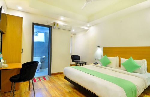 Noida Hotel | Hotel Red York