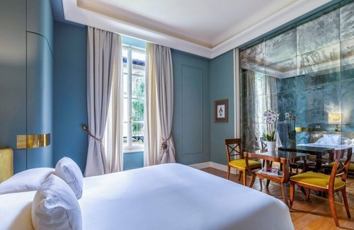 Sant' Ambrogio Hotel | Hotel Regency