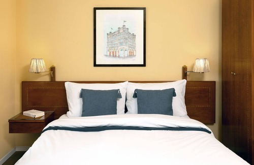 Ehrenfeld Bed & Breakfast | Hotel Regina