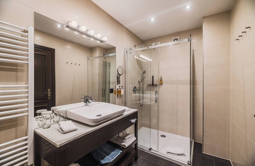 Center Bed & Breakfast | Hotel Republique