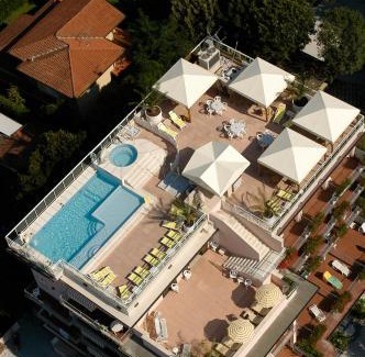 Marina di Pietrasanta Hotel | Hotel Residence Villa Marzia