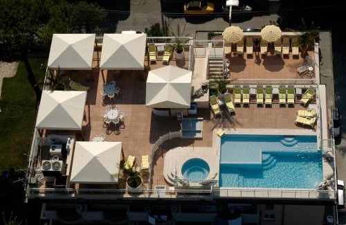 Marina di Pietrasanta Hotel | Hotel Residence Villa Marzia