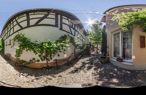 Wallau Hotel | Hotel Restaurant Alter Hof