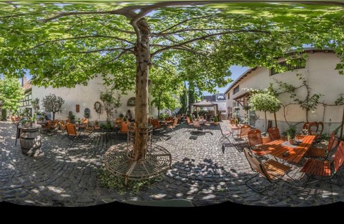 Wallau Hotel | Hotel Restaurant Alter Hof