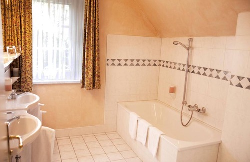 Negast Hotel | Hotel Restaurant Jagdhof