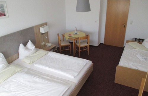 Stavenhagen Hotel | Hotel Reuterhof