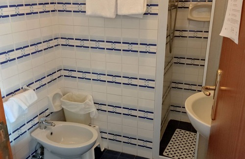 Acquaviva Picena Hotel | Hotel Ristorante Il Grillo